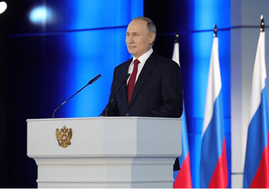 Путин предложил закрепить в Конституции регулярную индексацию пенсий