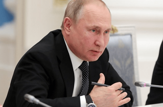 Путин продлил период нерабочих дней в России до 11 мая